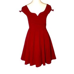 Geode Red Sweetheart neckline dress Size Small